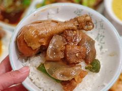 -老乡鸡(上海白玉兰广场店)
