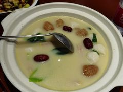 -深巷家味馆.湖北头牌红烧鱼头拌饭(黄陂店)