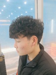 -藤野造型烫染·漂发