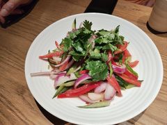 老虎菜-耶里夏丽·新疆菜·家庭聚场(百联中环购物广场店)