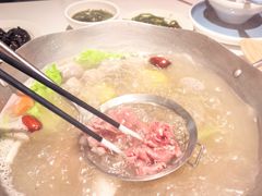 -左庭右院鲜牛肉火锅(金山万达店)