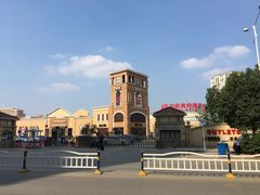 -百联奥特莱斯广场(武汉盘龙店)