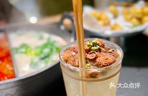 木姜子刺梨气泡水