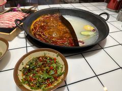 -伍师兄市井火锅(东部星悦天地店)