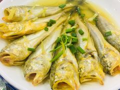 清蒸小黄鱼-红灯笼龙凤饭店(宁波老字号店)
