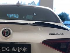 -上海保利玛莎拉蒂和阿尔法罗密欧(华翔路店)