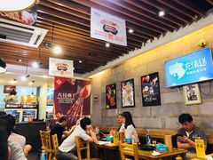 大堂-聚点串吧·北京烧烤(朝北店)