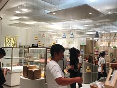 -奈雪的茶(市百一店)