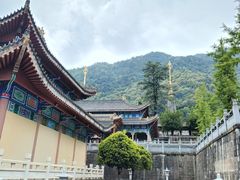 -冕宁灵山寺
