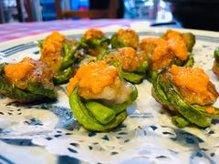 蟹黄墨鱼饼-龙桥私厨·姜花菊花过桥鱼·顺德菜(容桂店)