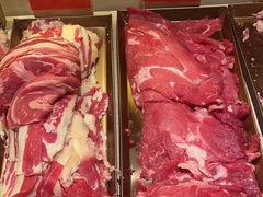 雪花牛肉-阪尚皇·原切牛排·烤肉火锅自助(北京路店)