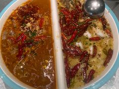 -姚姚酸菜鱼·金戈戈香港豉油鸡(喜荟城联名店)