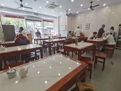 -老西白点心店