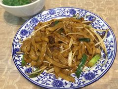 传统干炒牛河-银记肠粉店(新港西路店)