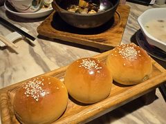 叉烧焗餐包-广州花园酒店荔湾亭·地道点心·粤式饮茶