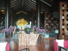 -时光吧·大堂吧·丽江和府洲际度假酒店