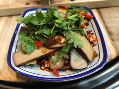 -三里屯土灶炖公鸡地锅鸡(江东店)