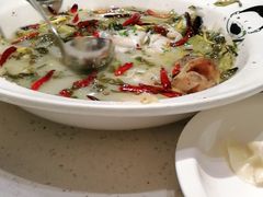 -江渔儿酸菜鱼·拔草餐厅(虎门君乐汇店)