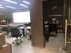 -肆兮眼镜·蔡司·徕卡战略合作店(大坪店)