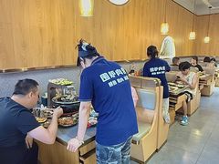 -围炉肉舍•炭烤活鳗•丹东海鲜烤肉(步行街店)