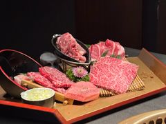 -铭牛烧肉·和牛海鲜自助(高新月牙湖店)