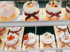 -花花卷卷·鲜食蛋糕(静安久光百货店)