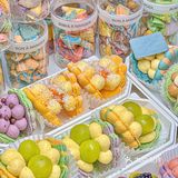 很多店里都是200r一盒6个