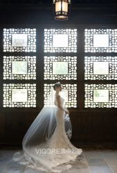 -雪中彩影婚纱摄影·微光艺术中心