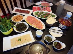 -小天鹅火锅·一线江景洪鼎旗舰店(洪崖洞店)