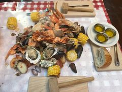 -The Crab Pot Seattle