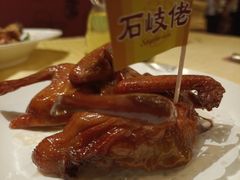 招牌烤乳鸽-石岐佬中山菜馆(张溪店)