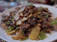 特色干炒鸡-满堂春特色餐馆