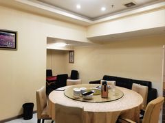 -新威港式茶餐厅(松岗天虹店)