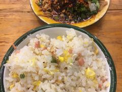 -拈签一笑黄牛肉辣卤串串