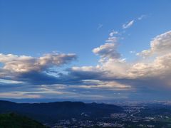 -鬼笑石后山停车场