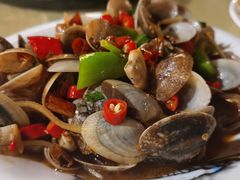 -三亚火车头万人海鲜广场