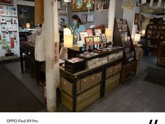 -邊城書店
