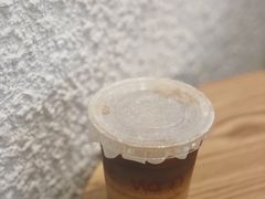燕麦冰拿铁-Cafe on warm(丹霞店)