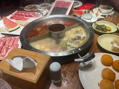-佬土鹅肠火锅(解放路店)