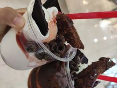 巧克力扑扑满单杯-DQ·蛋糕·冰淇淋(河东万达店)