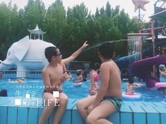 -青年湖公园水上世界