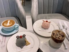 -Fridi Patisserie Cafe