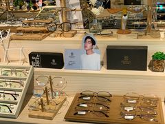 -Trend1881视光·蔡司视觉(领展广场店)