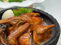 招牌玻璃乳鸽-3号仓库·创意中国菜(新世界城店)