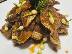 -皇城根·鲁菜济南菜·吊炉烤鸭·炒鸡鱼头(济南旗舰店)