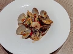 -艳阳天·非遗楚菜(武汉客厅店)
