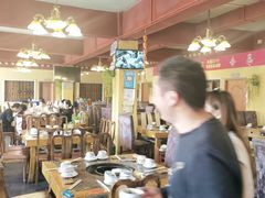 大堂-峰瑞藏地美食·石锅鸡·牦牛肉(大昭寺品牌店)