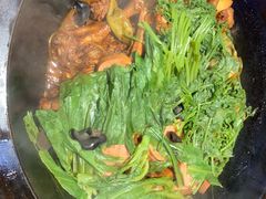 -山河屯铁锅炖(哈西站店)