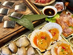 -围炉肉舍•炭烤活鳗•丹东海鲜烤肉(步行街店)