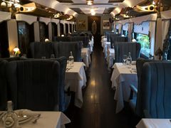 -火车头法国西餐厅